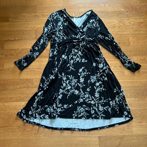 Women’s Black Dress - Picture 2 of 3